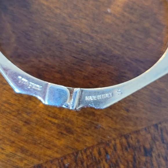 Vita Fede Single 24k Gold Plated Swarovski Crystals Cuff Bracelet New - Picture 5 of 5